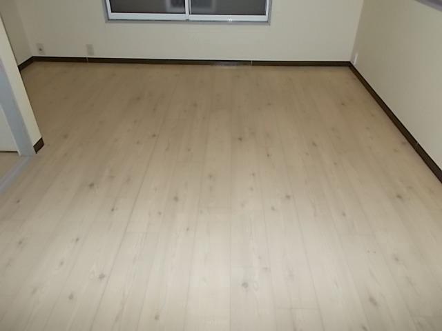 ビーフローラ吉祥寺1階 リビング