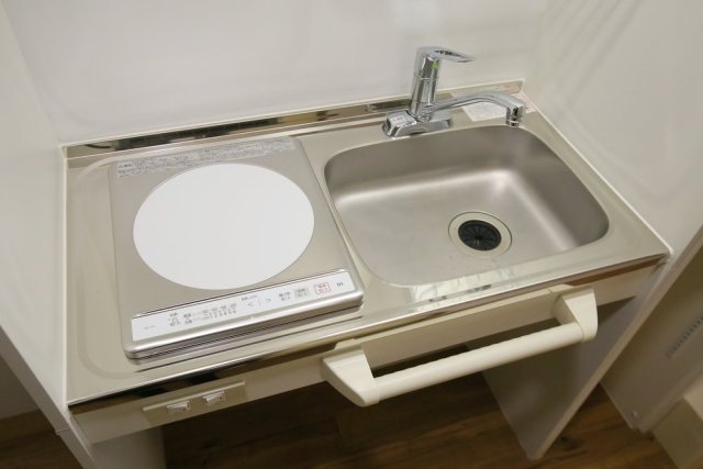 パークレイン三田1階 1口IHコンロ