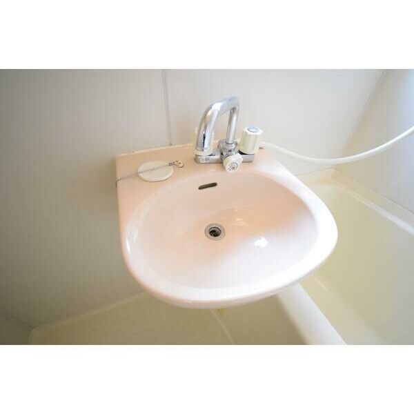 M-1ビル403号室 洗面