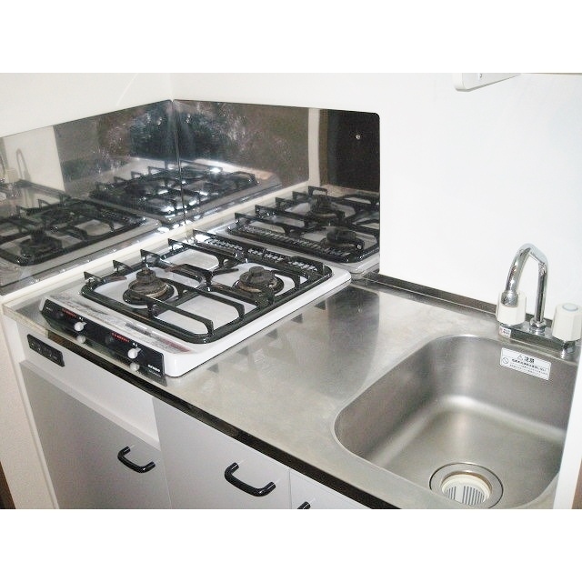 アンプルール フェール コート キッチン