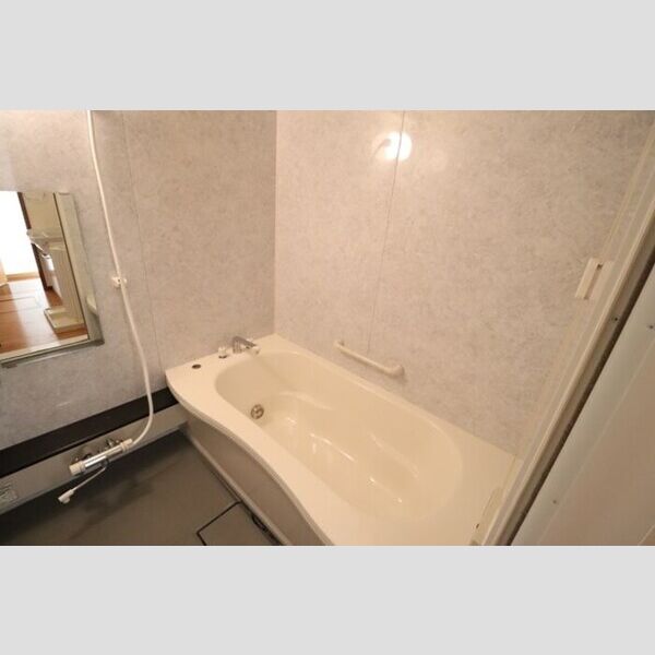 ウィルモア宮前 追い焚き機能付き一坪風呂