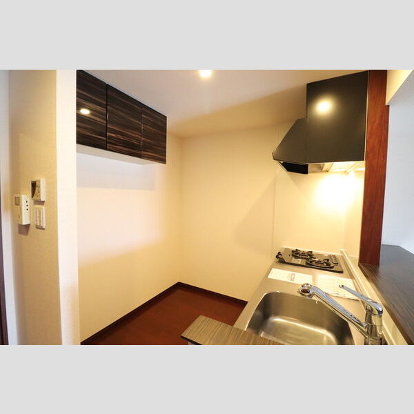 ノーブルヒルズ1005号室 キッチン