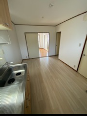 サニーＭＩＹＡＭＡ0102号室 ゆったりとしたリビングです