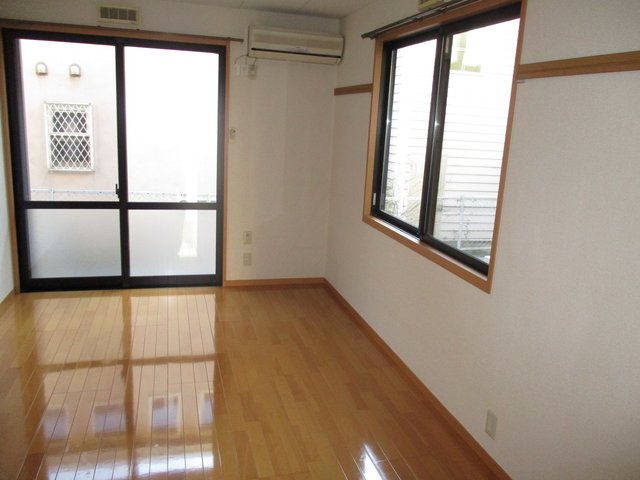 おりーぶ妙蓮寺Ａ棟 リビング