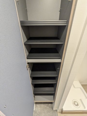 エルファーロ大岡山Ⅱ0402号室 収納