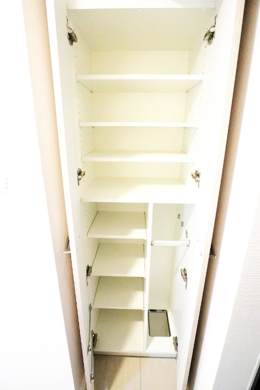 SHOKEN　Residence八王子10階 収納