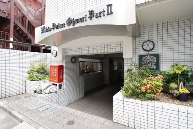 日興パレス大森ＰＡＲＴⅡ7階 エントランス