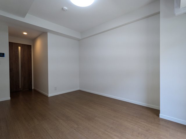 ティーステージジェイアール浜川崎0110号室 リビング