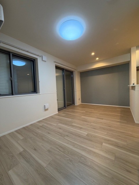 CREST OIZUMI リビング