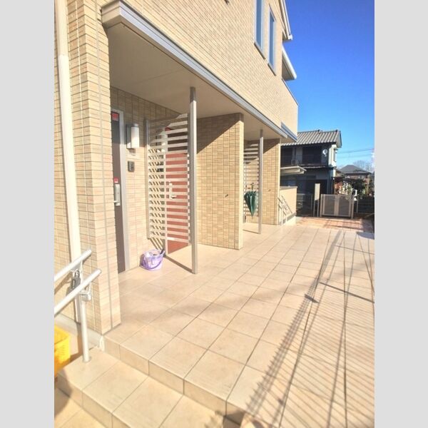 セジュール日野本町 エントランス