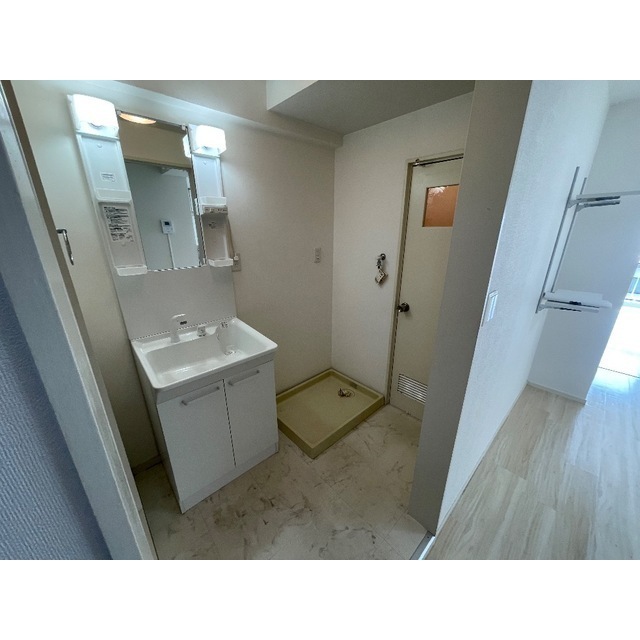 リブレス東浦和　旧東浦和ハイツ308号室 内観