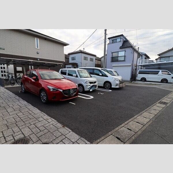 ボヌール 駐車場