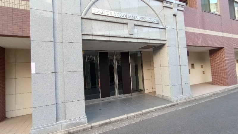 レグラス横浜西口 エントランス