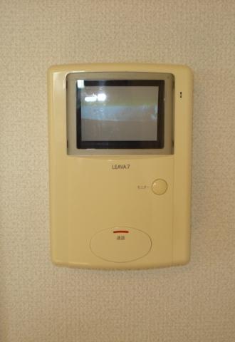 メゾン・ド・ケヤキ101号室 カメラ付インターホン