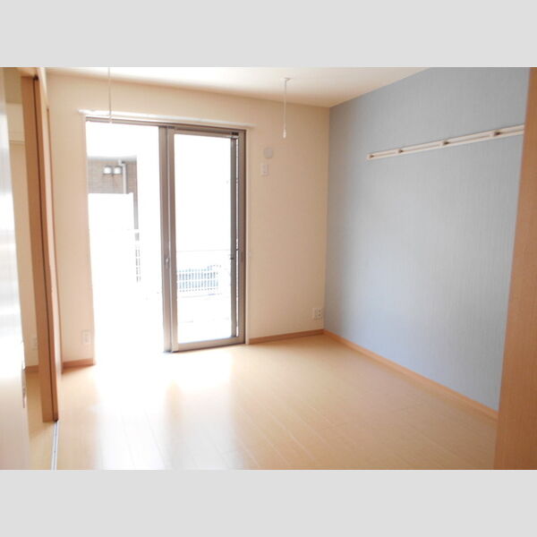 シャルマン　ドミール　A102号室 南側洋室