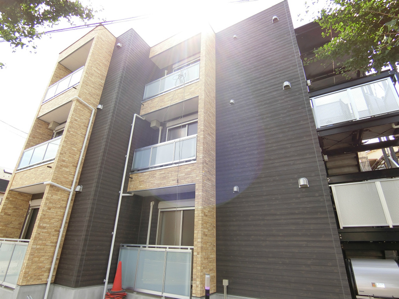 リブリ・セント ファミリアⅡ1階 外観