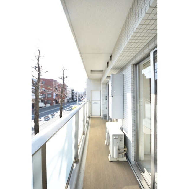 Court Blanche0209号室 内観