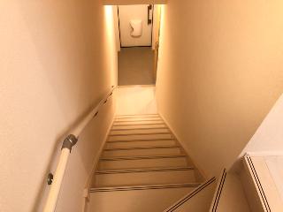 アウローラⅡ202号室 階段