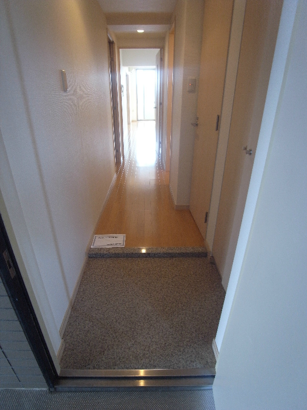 フェリーチェ 玄関