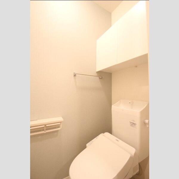 セレスティア大谷田311号室 温水洗浄暖房便座