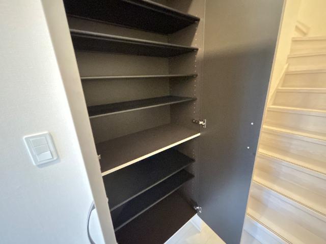 パレス北野207号室 収納