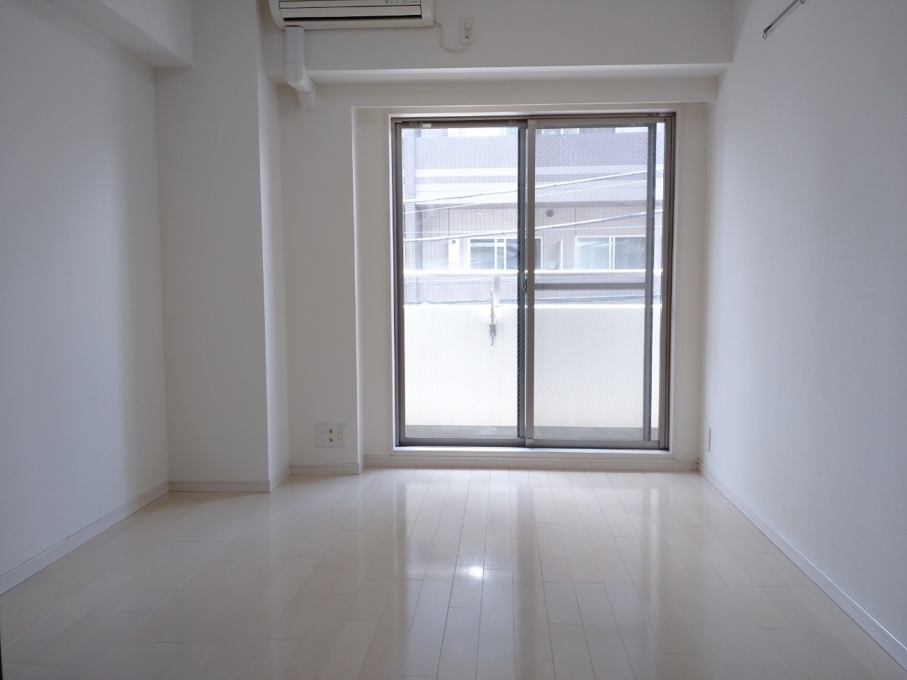 アクアリガーレ西日暮里ウエスト 内観