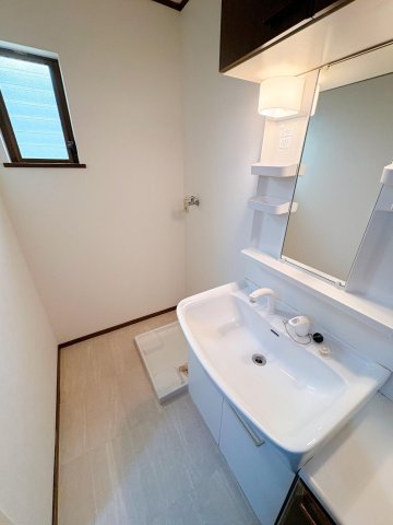 船橋市旭町戸建 洗面