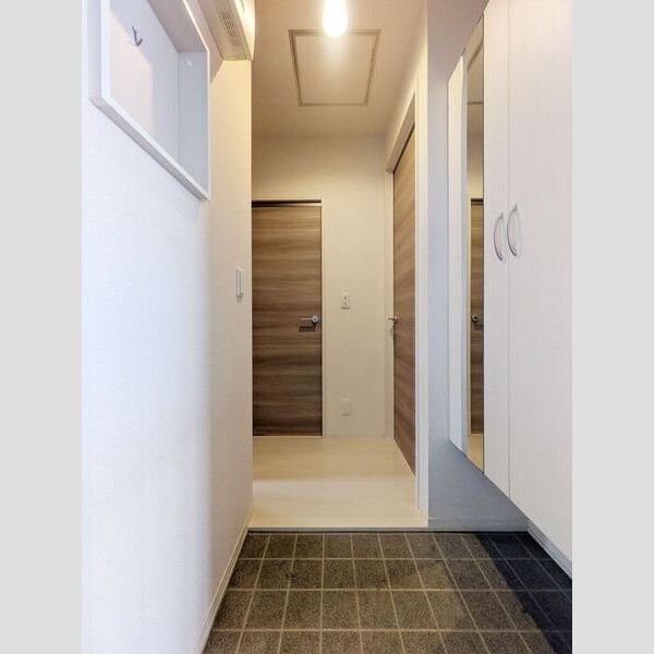 オリーブ303号室 玄関