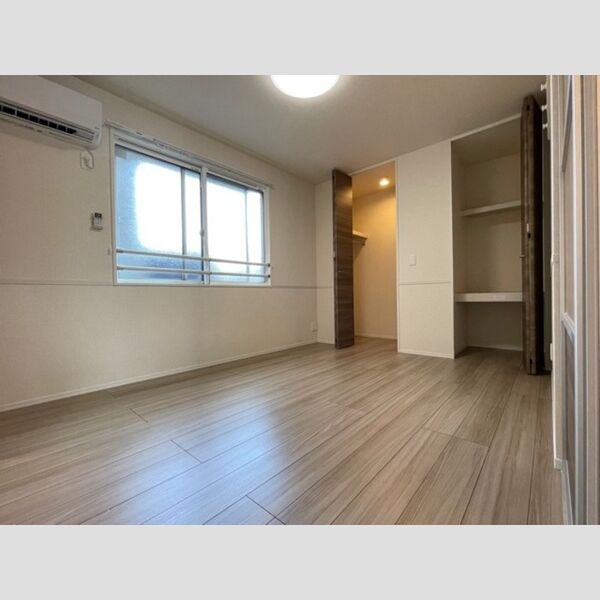 THYエターナルハート101号室 洋室