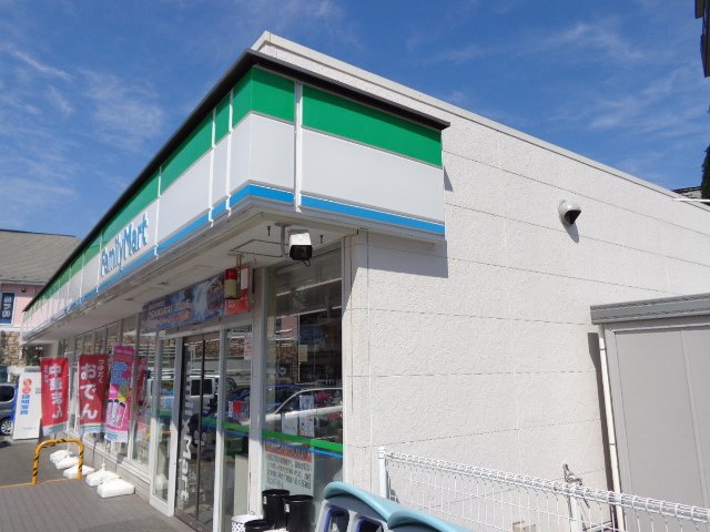 コンフォートヴィラ103号室 ファミリーマート下永谷店まで1,017ｍ