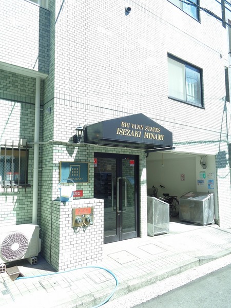 ビッグヴァンステイツ伊勢佐木南 エントランス