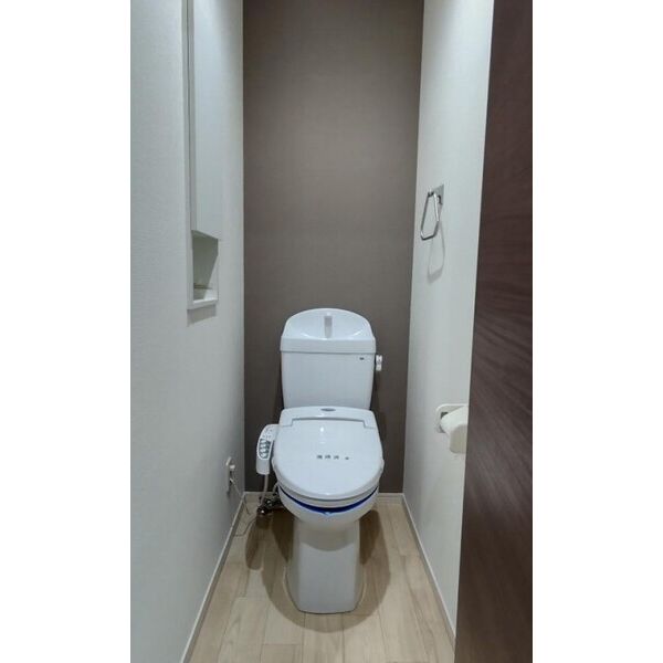 アレンデール104号室 トイレ