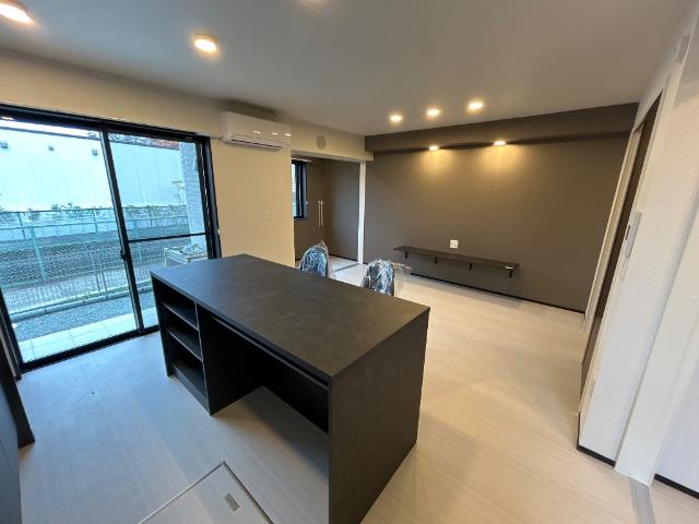 FOREST ODAWARA（フォレスト　オダワラ）101号室 リビング