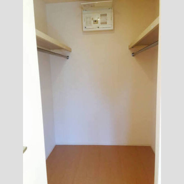 Premium205号室 ウォークインクローゼット