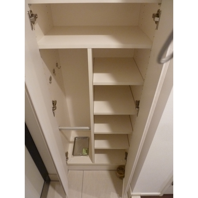 ルクレ上北沢ルネサンスコート0407号室 内観