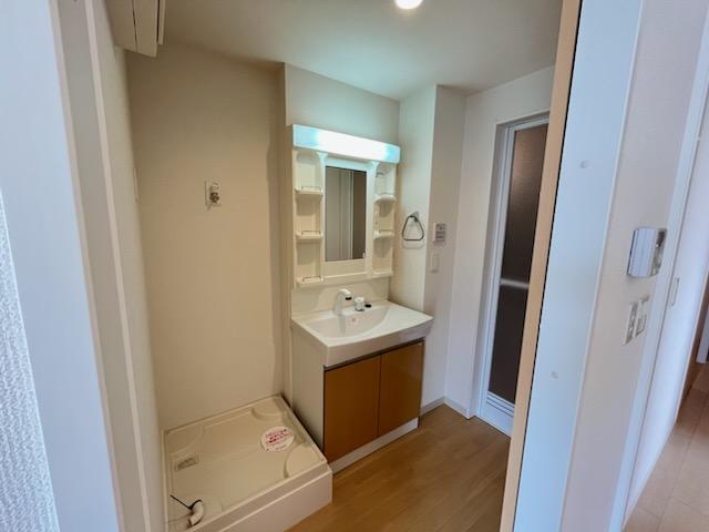 エスポワールせんげん台201号室 脱衣所