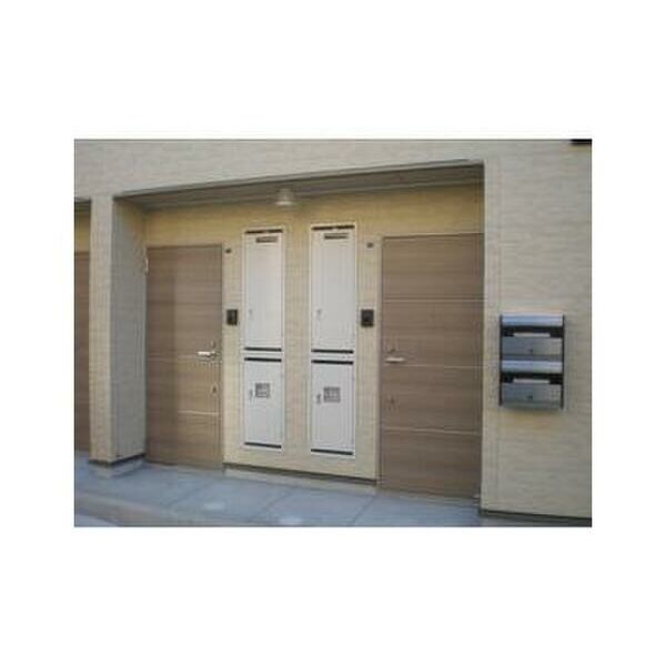 メゾン寺前102号室 外観