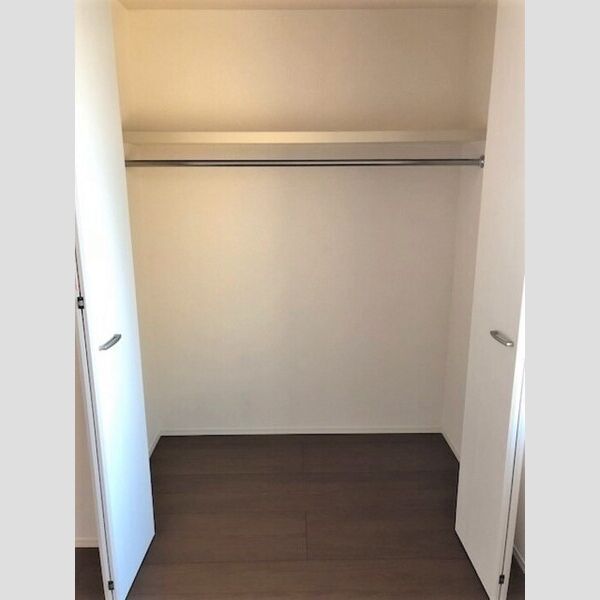 グランドゥールヒル　Ⅱ202号室 収納