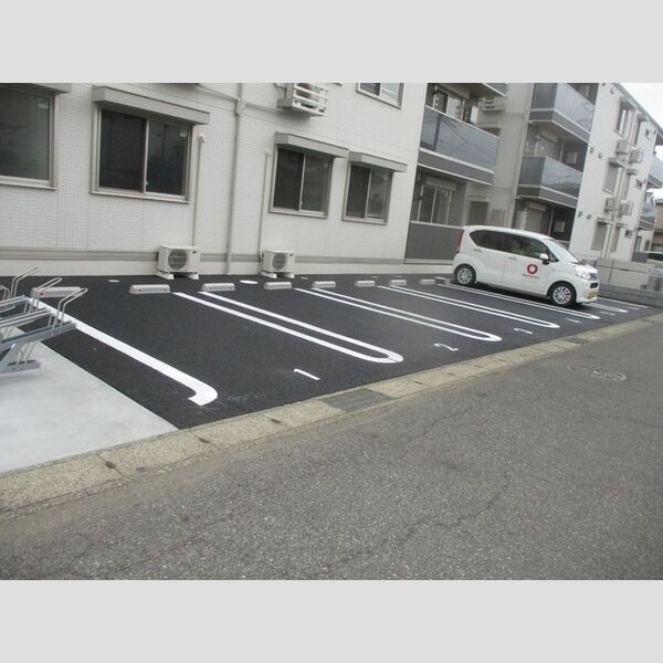 D-ROOM都賀2丁目ⅡーA棟 駐車場