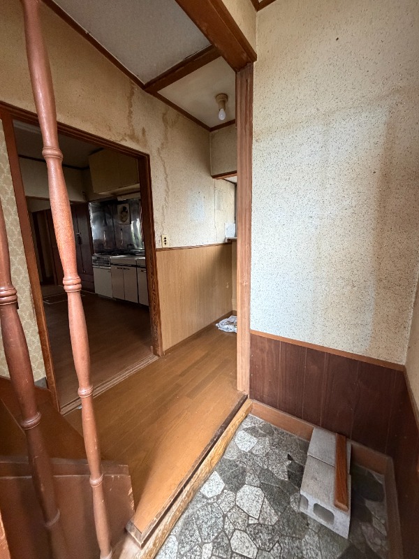 堀の内町1丁目戸建 玄関