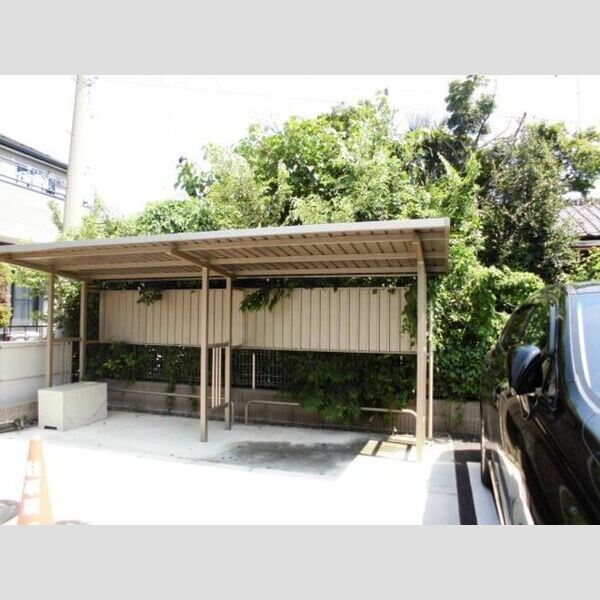 ソレイユ・アイビー105号室 駐輪場