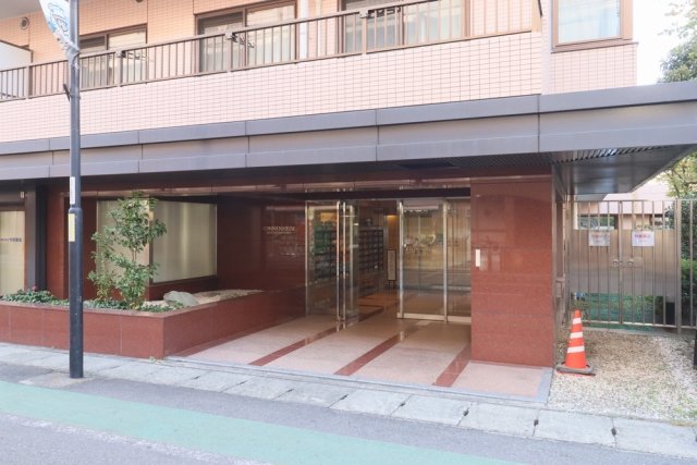 ゾンネンハイム元住吉2階 エントランス