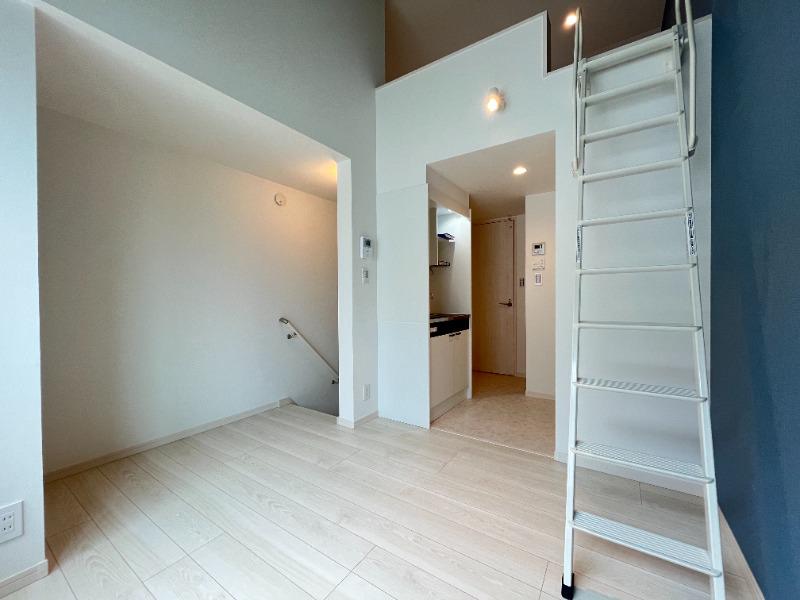 バーミープレイス調布Ⅱ リビング