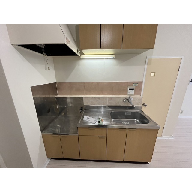 ファミール希望ヶ丘102号室 キッチン