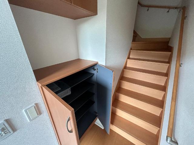 メゾン　グレイス 下駄箱