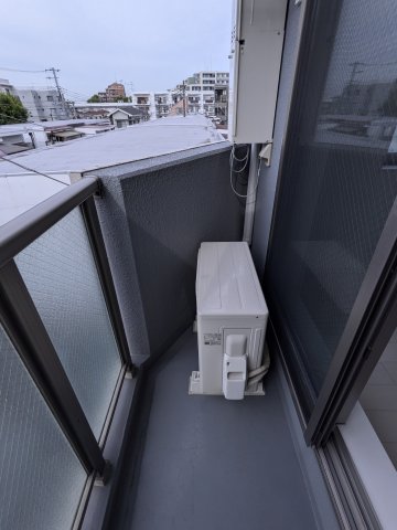 ブロッサムテラス池上303号室 バルコニー