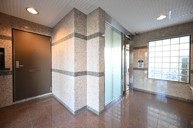 ハイタウン南馬込 エントランス