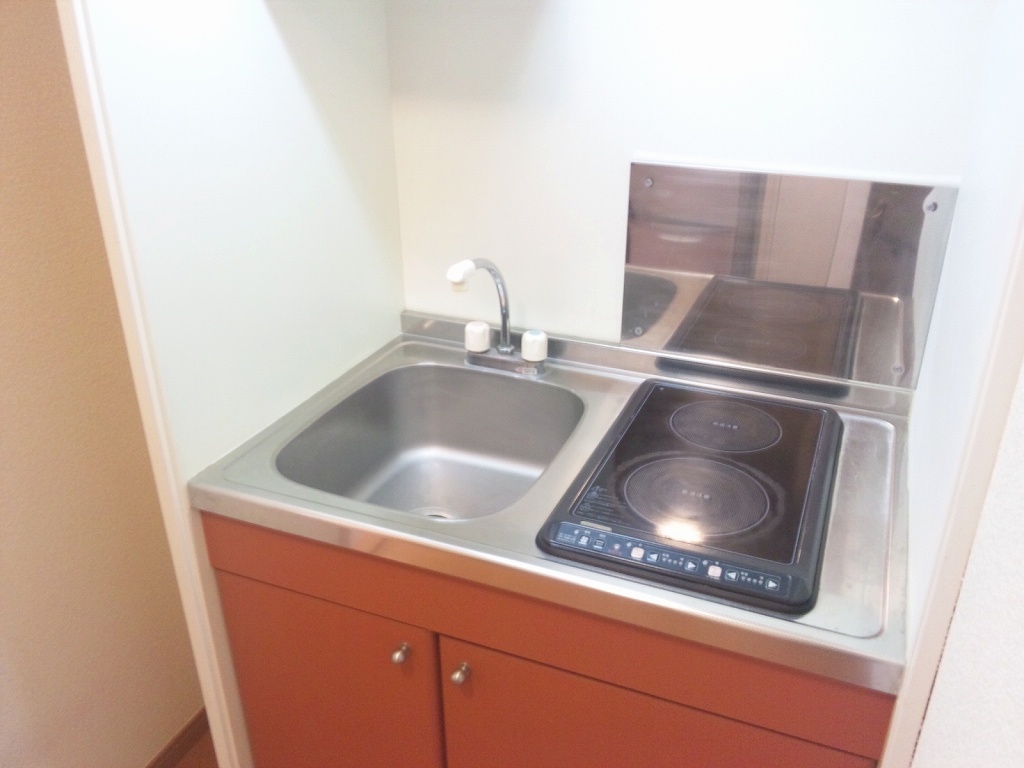 レオパレス岡102号室 キッチン
