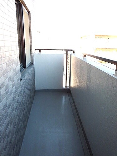 ライオンズマンション本川越駅前9階 バルコニー　※2025年11月撮影