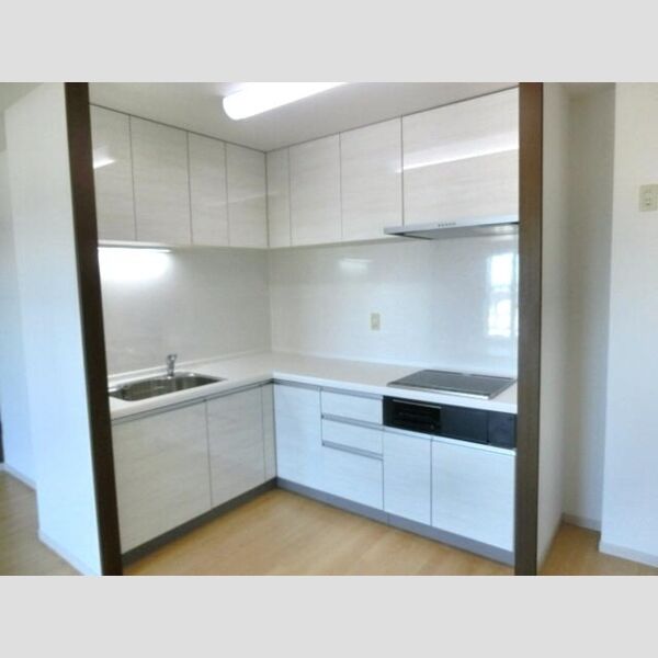 オーシャンビュー壱番館 システムキッチン